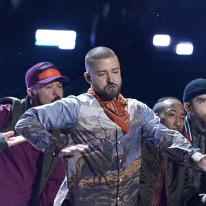 Justin Timberlake assure le show de la mi-temps lors du Super Bowl à Minneapolis, le 1 février 2018.