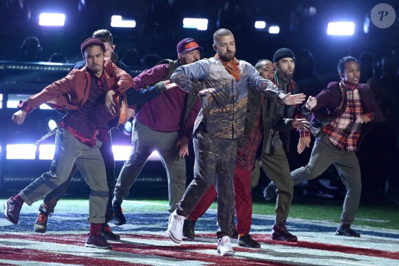 Justin Timberlake assure le show de la mi-temps lors du Super Bowl à Minneapolis, le 1 février 2018.