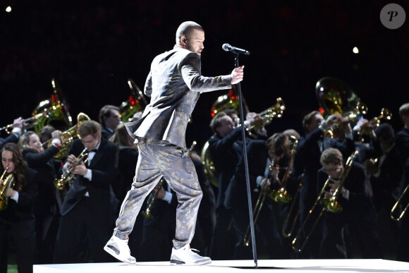 Justin Timberlake assure le show de la mi-temps lors du Super Bowl à Minneapolis, le 1 février 2018.
