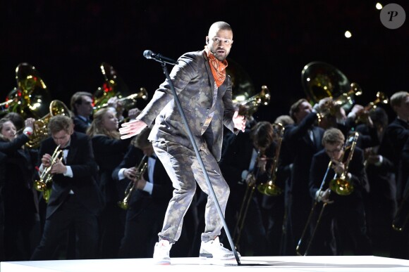 Justin Timberlake assure le show de la mi-temps lors du Super Bowl à Minneapolis, le 1 février 2018.
