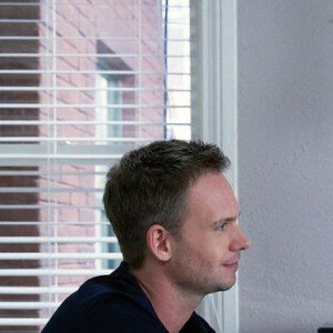 Patrick J. Adams et Meghan Markle dans "Suits".