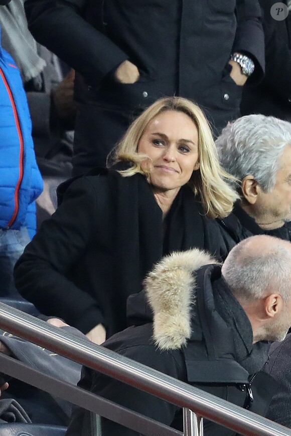 Cécile de Ménibus - Célébrités dans les tribunes du parc des princes lors du match de football de ligue 1, Paris Saint-Germain (PSG) contre Dijon Football Côte-d'Or (DFCO), à Paris, France, le 17 janvier 2018.