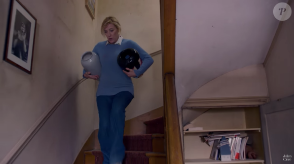 Julien Clerc et Valeria Bruni-Tedeschi en pleine crise conjugale pour "À vous jusqu'à la fin du monde" - clip réalisé par Michel Gondry, mars 2018.