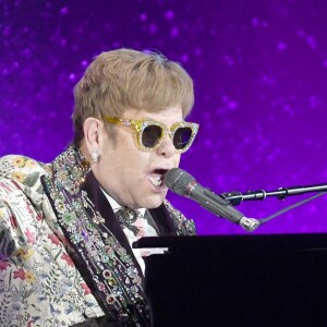 Elton John annonce une tournée d'adieux marathon, le 'Farewell Yellow Brick Road' à New York. La star de 70 ans a expliqué qu'il ne mettrait pas pour autant un terme à sa carrière de musicien et de chanteur et qu'il continuerait à produire de la musique. Le 24 janvier 2018.