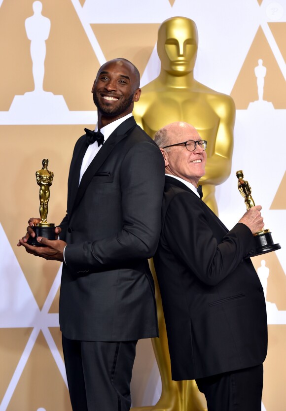Kobe Bryant et Glen Keane (Oscar meilleur court métrage animé avec "Dear Basketball") - Press room de la 90ème cérémonie des Oscars 2018 au théâtre Dolby à Los Angeles, Californie, Etats-Unis, le 4 mars 2018.