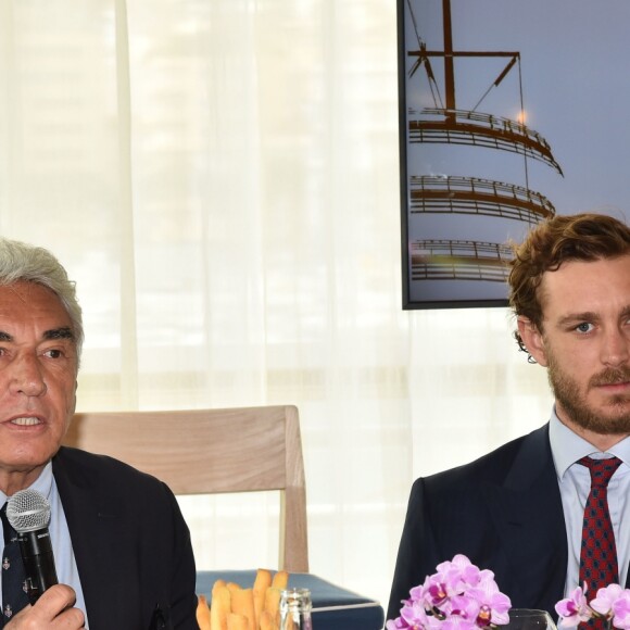 Bernard d'Alessandri, le directeur général du Yacht Club, Pierre Casiraghi, vice-président du Yacht Club de Monaco - Présentation des Monaco Globes Series au Yacht Club de Monaco le 27 février 2018. © Bruno Bebert/Pool restreint Monaco/Bestimage