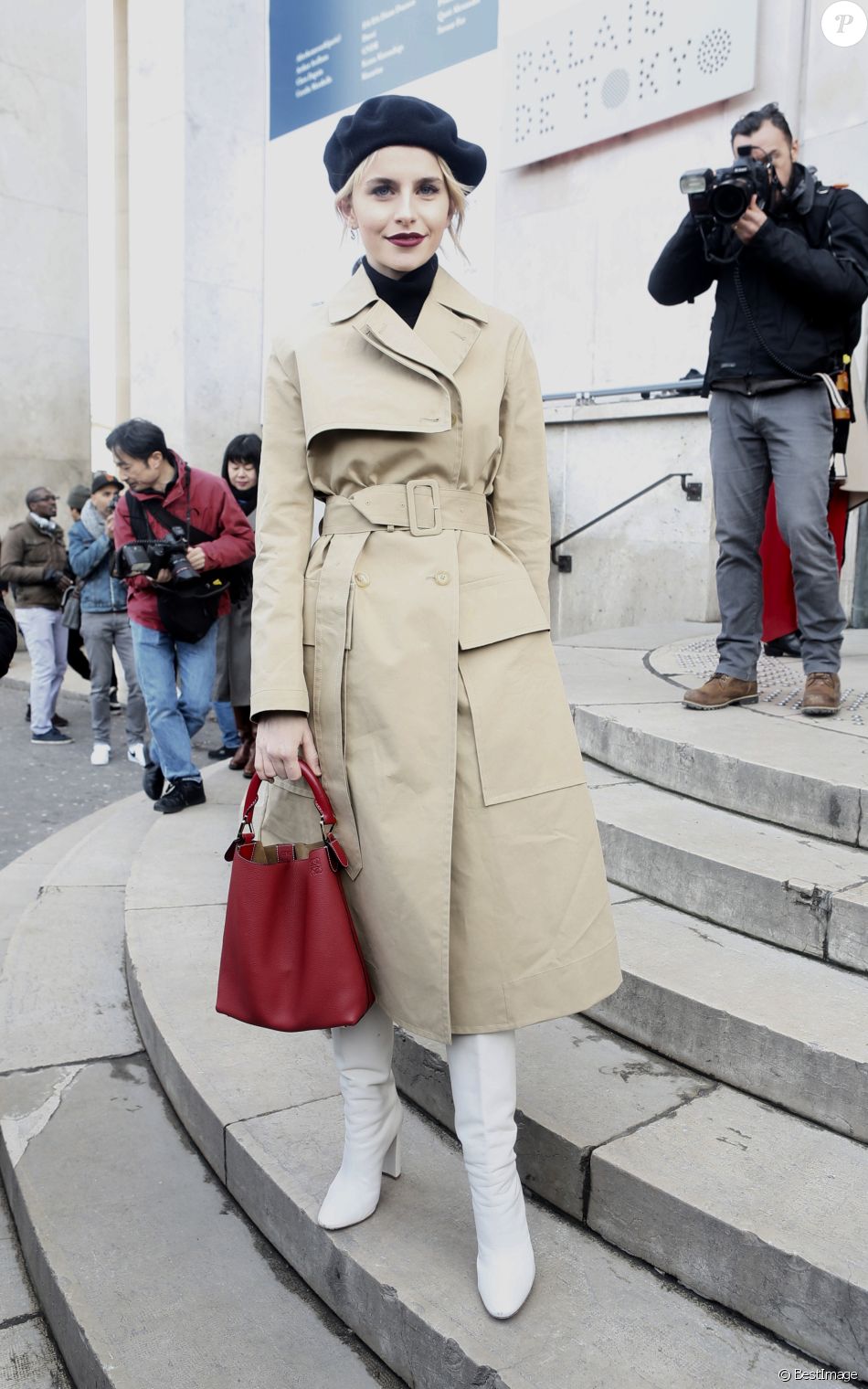 Caroline Daur - Arrivées au défilé de mode prêt à porter Automne Hiver