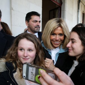 Brigitte Macron a accompagné le ministre de l'Education Nationale, Jean-Michel Blanquer au lycée Carnot de Dijon afin d'y évoquer la lutte contre le harcèlement à l'école à Dijon le 5 mars 2018 © Dominique Jacovides/Bestimage