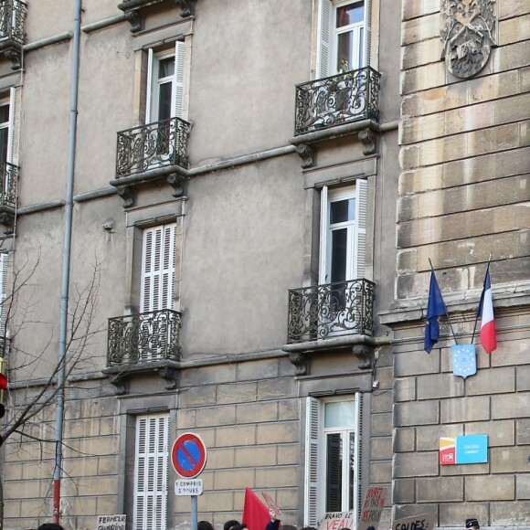 Brigitte Macron a accompagné le ministre de l'Education Nationale, Jean-Michel Blanquer au lycée Carnot de Dijon afin d'y évoquer la lutte contre le harcèlement à l'école à Dijon le 5 mars 2018 © Dominique Jacovides/Bestimage