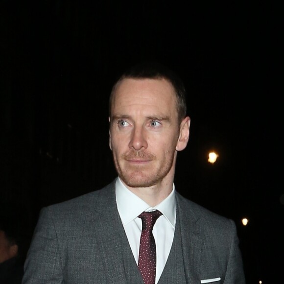 Alicia Vikander et Michael Fassbender à la sortie de l'after-party du film "Tomb Raider" au club Home House à Londres, le 6 mars 2018 
