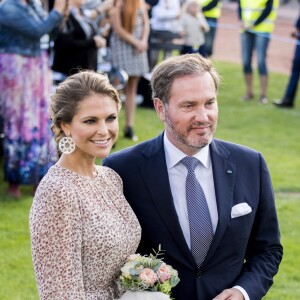 La princesse Madeleine de Suède et son mari Christopher O'Neill lors du 40e anniversaire de la princesse Victoria sur l'île d'Oland le 14 juillet 2017.