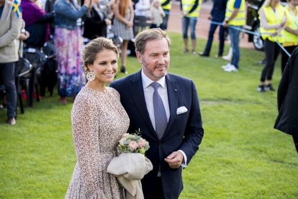 La princesse Madeleine de Suède et son mari Christopher O'Neill lors du 40e anniversaire de la princesse Victoria sur l'île d'Oland le 14 juillet 2017.