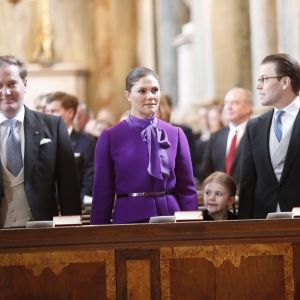 Christopher O'Neill, la princesse Victoria de Suède, la princesse Estelle, le prince Daniel et le prince Carl Philip lors de la messe de Te Deum en la chapelle royale au palais Drottningholm à Stockholm le 12 mars 2018 suite à la naissance trois jours plus tôt de la princesse Adrienne, troisième enfant de la princesse Madeleine et de Christopher O'Neill.