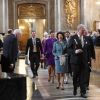 La famille royale de Suède (ici visibles : Christopher O'Neill, la princesse Victoria de Suède, la reine Silvia, le prince Carl Philip et le roi Carl XVI Gustaf) arrivant à la messe de Te Deum en la chapelle royale au palais Drottningholm à Stockholm le 12 mars 2018 suite à la naissance trois jours plus tôt de la princesse Adrienne, troisième enfant de la princesse Madeleine et de Christopher O'Neill.