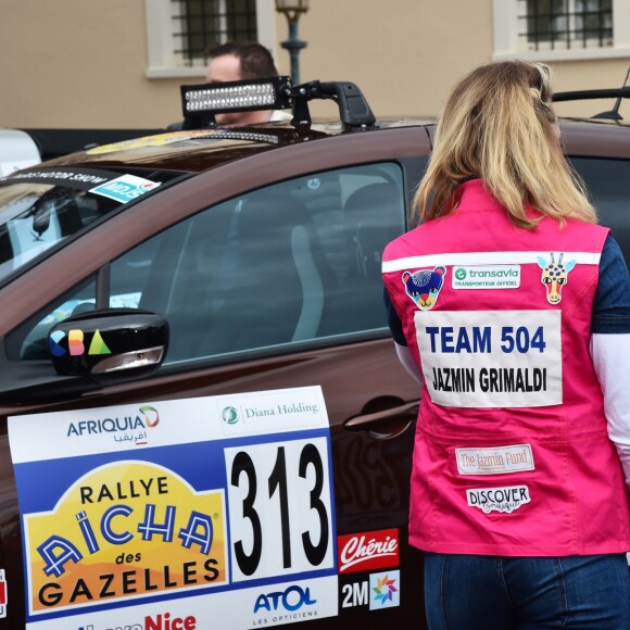 Jazmin Grace Grimaldi - Départ du 28ème Rallye Aïcha des Gazelles depuis la Place du Palais de Monaco à Monaco le 17 mars 2018. Les véhicules électriques ainsi que les équipages monégasques ont quitté la Principauté pour rejoindre les autres véhicules à Nice sur la Promenade des Anglais. © Bruno Bebert/Bestimage