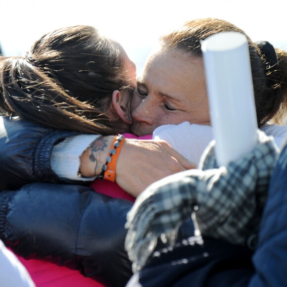 La princesse Stéphanie de Monaco et sa fille Pauline Ducruet - Départ du 28ème Rallye Aicha des Gazelles depuis la Promenade des Anglais à Nice le 17 mars 2018. © Bruno Bebert/Bestimage