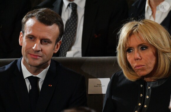 Emmanuel Macron et son épouse Brigitte à l'Académie française à Paris, France, la 20 mars 2018. Le chef de l'État a énuméré une trentaine de mesures destinées à renforcer "la place et le rôle" de la langue française et du plurilinguisme dans le monde. © Christian Liewig/Pool/Bestimage