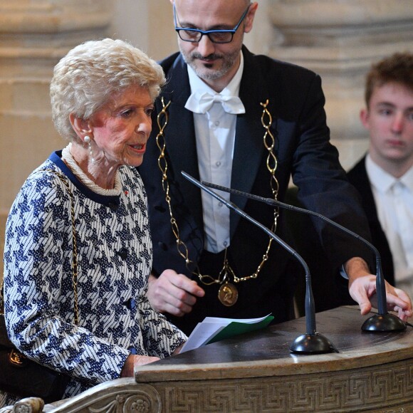 Hélène Carrère d'Encausse, secrétaire perpétuel de l'Académie française à l'Académie française à Paris, France, la 20 mars 2018. Le chef de l'État a énuméré une trentaine de mesures destinées à renforcer "la place et le rôle" de la langue française et du plurilinguisme dans le monde. © Christian Liewig/Pool/Bestimage