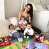 Georgina Rodriguez, compagne de Cristiano Ronaldo, avec leurs enfants les jumeaux Eva et Mateo et la petite dernière Alana Martina, photo Instagram 2 février 2018.
