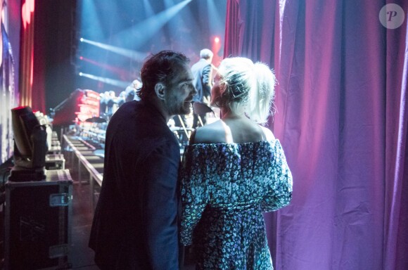 Exclusif - Sébastien Farran et Laeticia Hallyday en coulisses - People et Backstage au concert "Les Vieilles Canailles" Accorhotels Arena le 24 juin 2017 © Olivier Borde / Bestimage