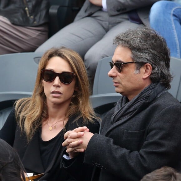 Laura Smet et son compagnon Raphaël dans les tribunes de la finale homme des internationaux de France de Roland Garros à Paris le 5 juin 2016. © Moreau-Jacovides / Bestimage05/06/2016 - Paris