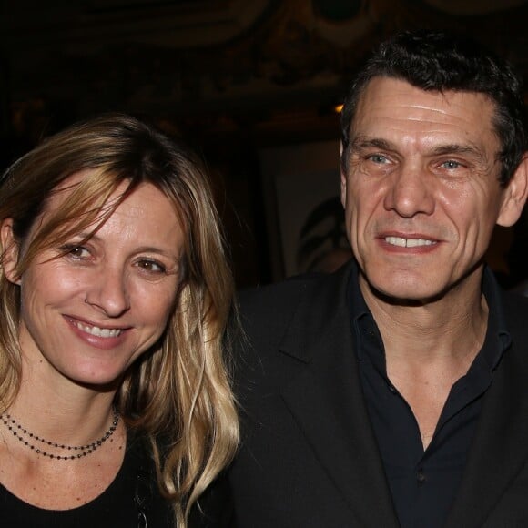 Semi Exclusif - Sarah et Marc Lavoine - Le chanteur Marc Lavoine inaugure sa statue de cire au Musée Grévin à Paris le 1er février 2016. © Denis Guignebourg/Bestimage