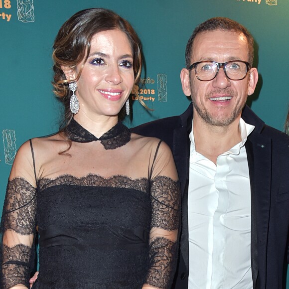 Dany Boon et sa femme Yaël au photocall de la soirée "César 2018 La Party" au Fouquet's à Paris, le 2 mars 2018. © Giancarlo Gorassini/Bestimage