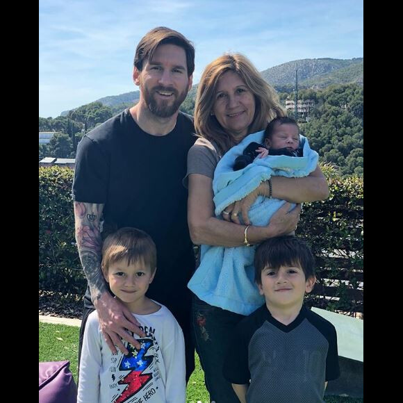 Lionel Messi en famille lors de la célébration de Pâques. Instagram, le 1er avril 2018.