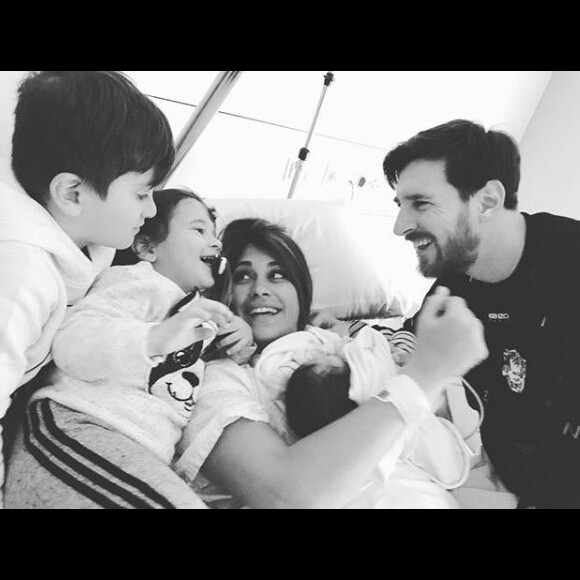 Lionel Messi le jour de la naissance de son fils Ciro, le 10 mars 2018. Instagram.