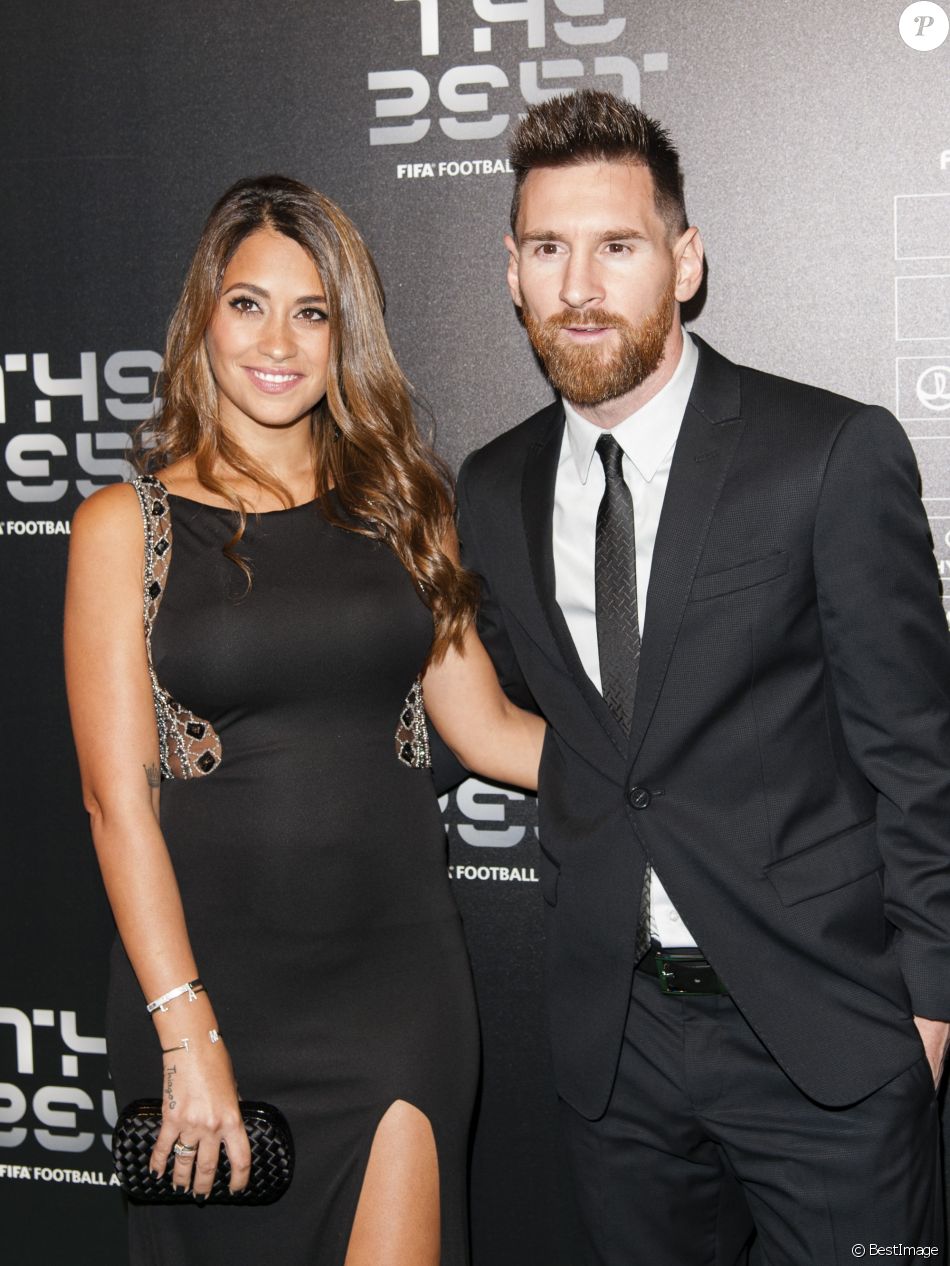 Lionel Messi et sa femme Antonella Roccuzzo enceinte - The Best FIFA