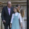 Le roi Felipe VI et la reine Letizia d'Espagne, leurs filles la princesse Leonor des Asturies et l'infante Sofia, ainsi que le roi Juan Carlos Ier et la reine Sofia (ici avec leurs petites-filles) étaient réunis à Palma de Majorque le 1er avril 2018 pour la messe de Pâques.