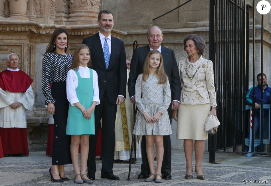 La Famille Royale D Espagne La famille royale d'Espagne lors du dimanche de Pâques à Palma de
