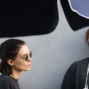 Exclusif - Joaquin Phoenix et Rooney Mara sont allés diner au restaurant Crossroads à Los Angeles, le 23 mars 2018