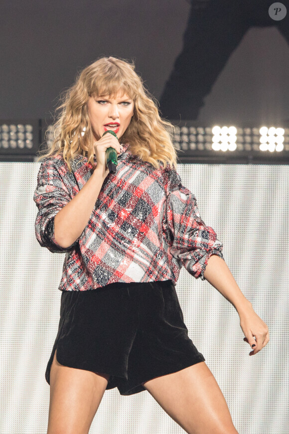 Taylor Swift lors du concert 99.7 NOW! Poptopia au SAP Center à San Jose le 2 décembre 2017 © Daniel DeSlover via ZUMA Wire