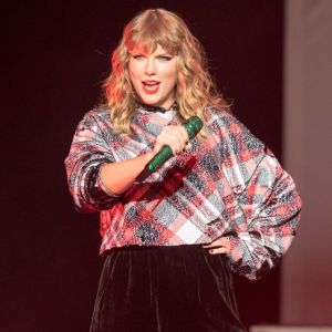 Taylor Swift lors du concert 99.7 NOW! Poptopia au SAP Center à San Jose le 2 décembre 2017 © Daniel DeSlover via ZUMA Wire