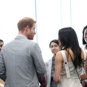 Le prince Harry et sa fiancée Meghan Markle lors d'une réception du forum des jeunes pendant le Commonwealth Heads of Government Meeting à Londres le 18 avril 2018.