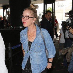 Christina Applegate à l'aéroport de Los Angeles, le 25 mai 2017.