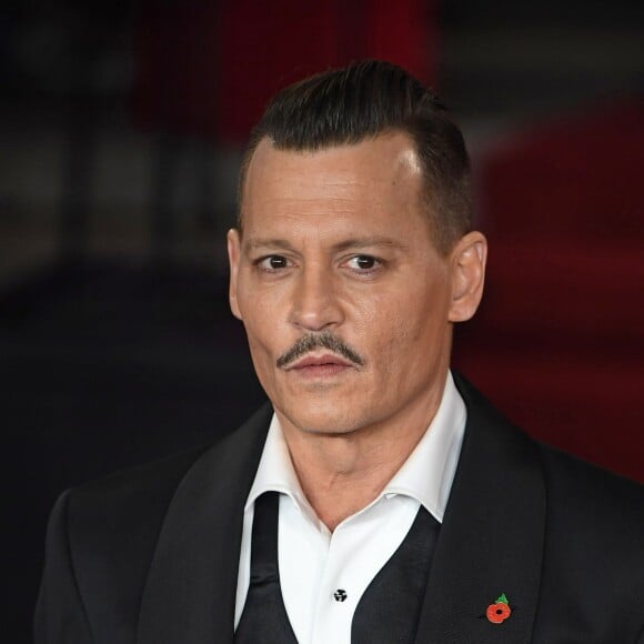 Johnny Depp à la première de "Murder On The Orient Express" au Royal Albert Hall à Londres, le 2 novembre 2017