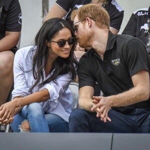 Première apparition officielle du prince Harry et sa compagne Meghan Markle dans les tribunes de la finale de tennis à la troisième édition des Invictus Games à Toronto, Ontario, Canada, le 25 septembre 2017.