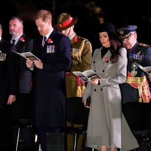 Le prince Harry et sa fiancée Meghan Markle lors de la cérémonie de commémoration de la journée Anzac à la "Wellington Arch" à Londres, le 25 avril 2018.