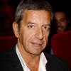 Michel Cymes en pleine réflexion :