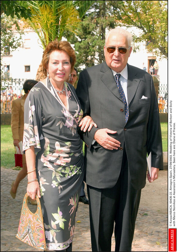 Diane d'Orléans, duchesse de Wurtemberg et le duc Charles de Wurtemberg lors du mariage de Victoria de Bourbon-Siciles et Marco Nomikos en septembre 2003 à Almagro en Espagne.