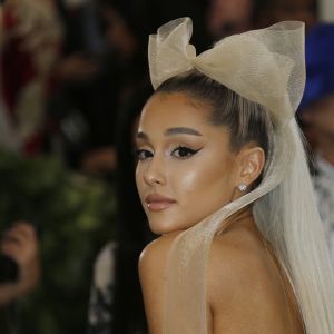 Ariana Grande Met Gala (Met Ball, Costume Institute Benefit) 2018 célébrant l'ouverture de l'exposition Heavenly Bodies: Fashion and the Catholic Imagination, au Metropolitan Museum of Art à New York, le 7 mai 2018. © Charles Guerin / Bestimage