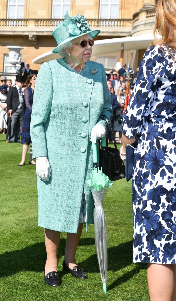 La reine Elizabeth II lors de la première garden aprty de l'année 2018 au palais de Buckingham à Londres le 15 mai 2018.