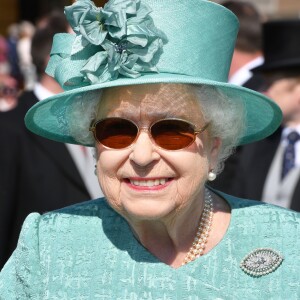 La reine Elizabeth II lors de la première garden aprty de l'année 2018 au palais de Buckingham à Londres le 15 mai 2018.