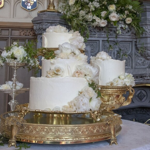 Le gâteau de mariage du prince Harry et de Meghan Markle, duchesse de Sussex au château de Windsor, Royaume Uni, le 19 mai 2018.  The wedding cake by Claire Ptak of London-based bakery Violet Cakes in Windsor Castle for the wedding of Meghan Markle and Prince Harry.19/05/2018 - Windsor