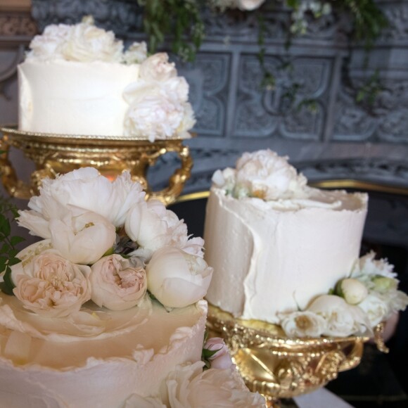 Le gâteau de mariage du prince Harry et de Meghan Markle, duchesse de Sussex au château de Windsor, Royaume Uni, le 19 mai 2018.  The wedding cake by Claire Ptak of London-based bakery Violet Cakes in Windsor Castle for the wedding of Meghan Markle and Prince Harry.19/05/2018 - Windsor