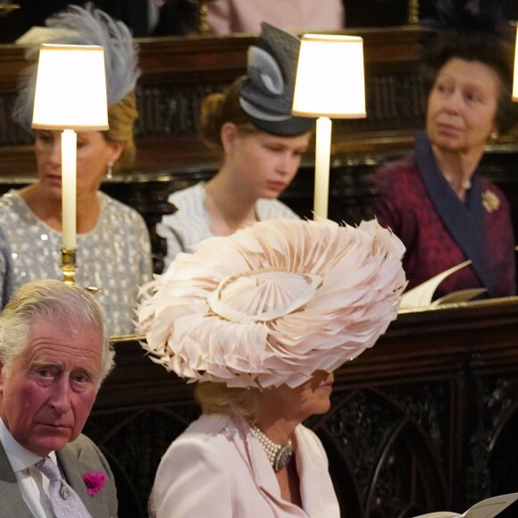 Le prince Charles a conduit Meghan Markle, duchesse de Sussex, à l'autel lors de son mariage avec le prince Harry le 19 mai 2018 à Windsor.