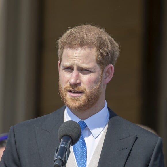 La duchesse Meghan de Sussex (Meghan Markle), vêtue d'une robe Goat, et le prince Harry prenaient part le 22 mai 2018 à une garden party organisée dans les jardins de Buckingham Palace dans le cadre des célébrations du 70e anniversaire du prince Charles. A cinq mois de la date (14 novembre 2018), le rassemblement honorait ses patronages, associations et rôles militaires.