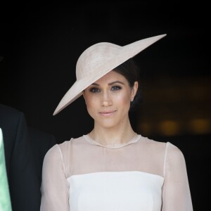 La duchesse Meghan de Sussex (Meghan Markle), vêtue d'une robe Goat, et le prince Harry prenaient part le 22 mai 2018 à une garden party organisée dans les jardins de Buckingham Palace dans le cadre des célébrations du 70e anniversaire du prince Charles. A cinq mois de la date (14 novembre 2018), le rassemblement honorait ses patronages, associations et rôles militaires.